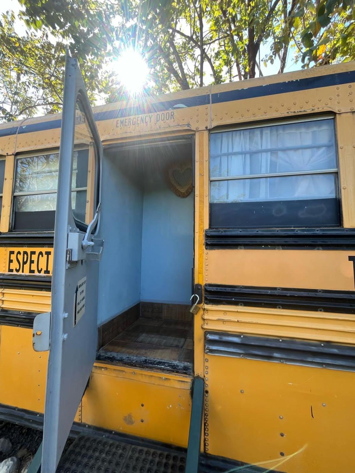 Nanku Nimbu Casa-Bus Equipada Cerca De Playas Lägenhet Sámara Exteriör bild